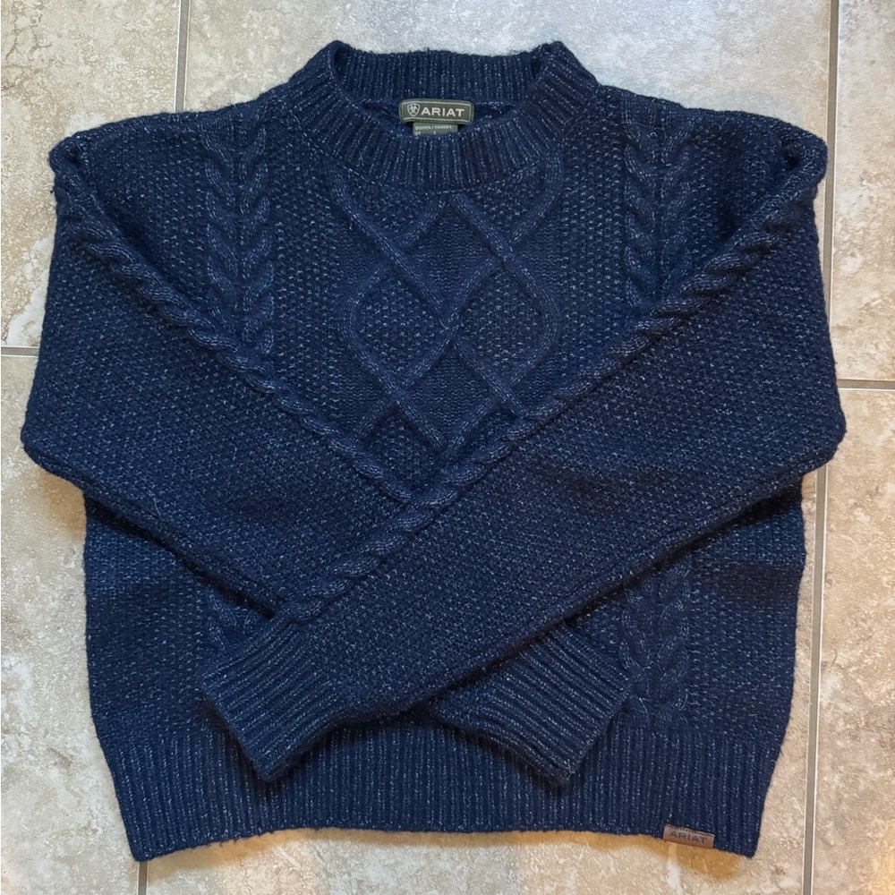 Ariat Sweater - LIKE NEW!!